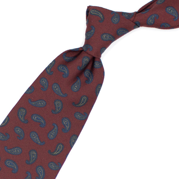 Bordeaux tie with blue paisley